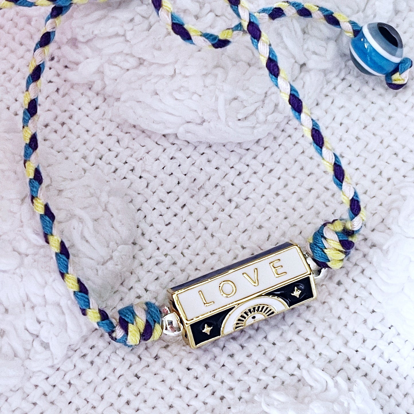 LOVE #1 - braid bracelet